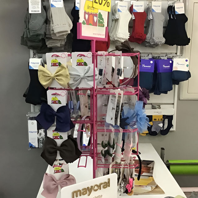 Ropa niña en Camariñas